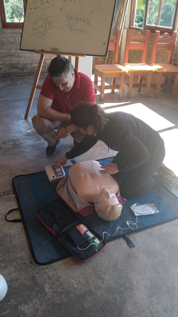 Capacitación de RCP y primeros auxilios